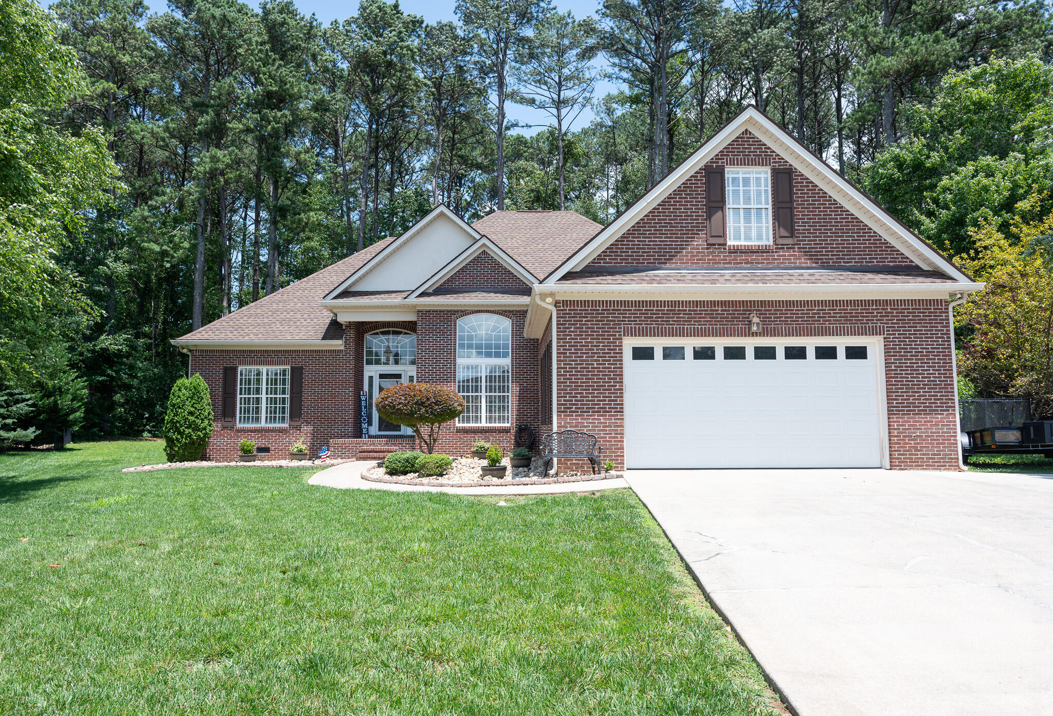 5698 Avenwood Circle, Cleveland, Tennessee image 1