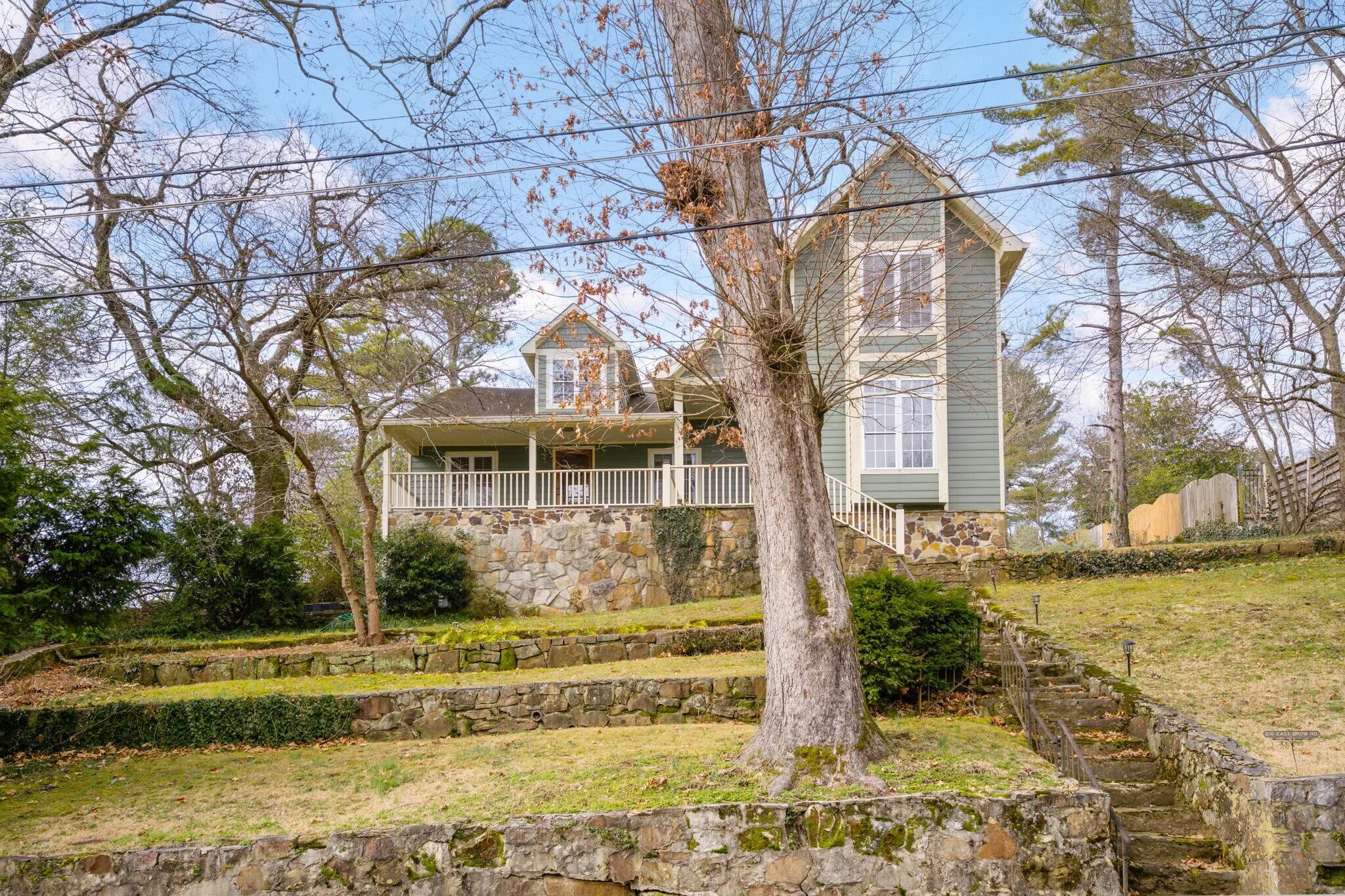 216 E Brow Road, Lookout Mountain, Tennessee image 2