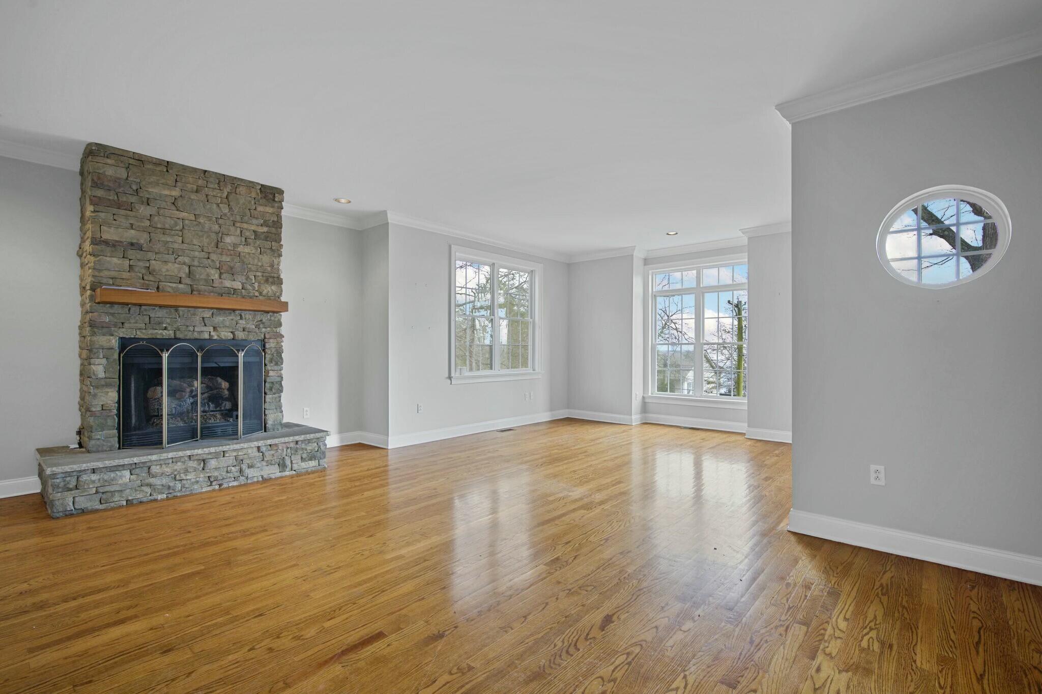 216 E Brow Road, Lookout Mountain, Tennessee image 10
