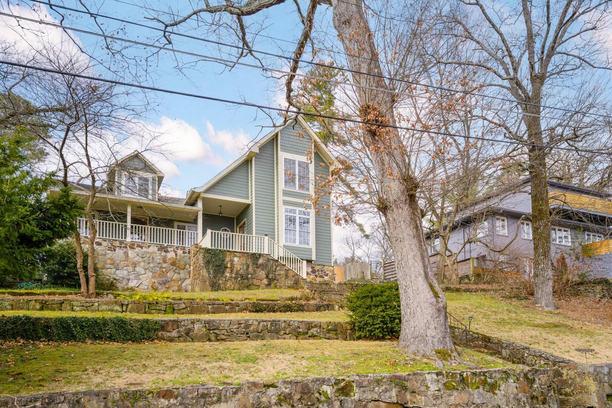 216 E Brow Road, Lookout Mountain, Tennessee image 4