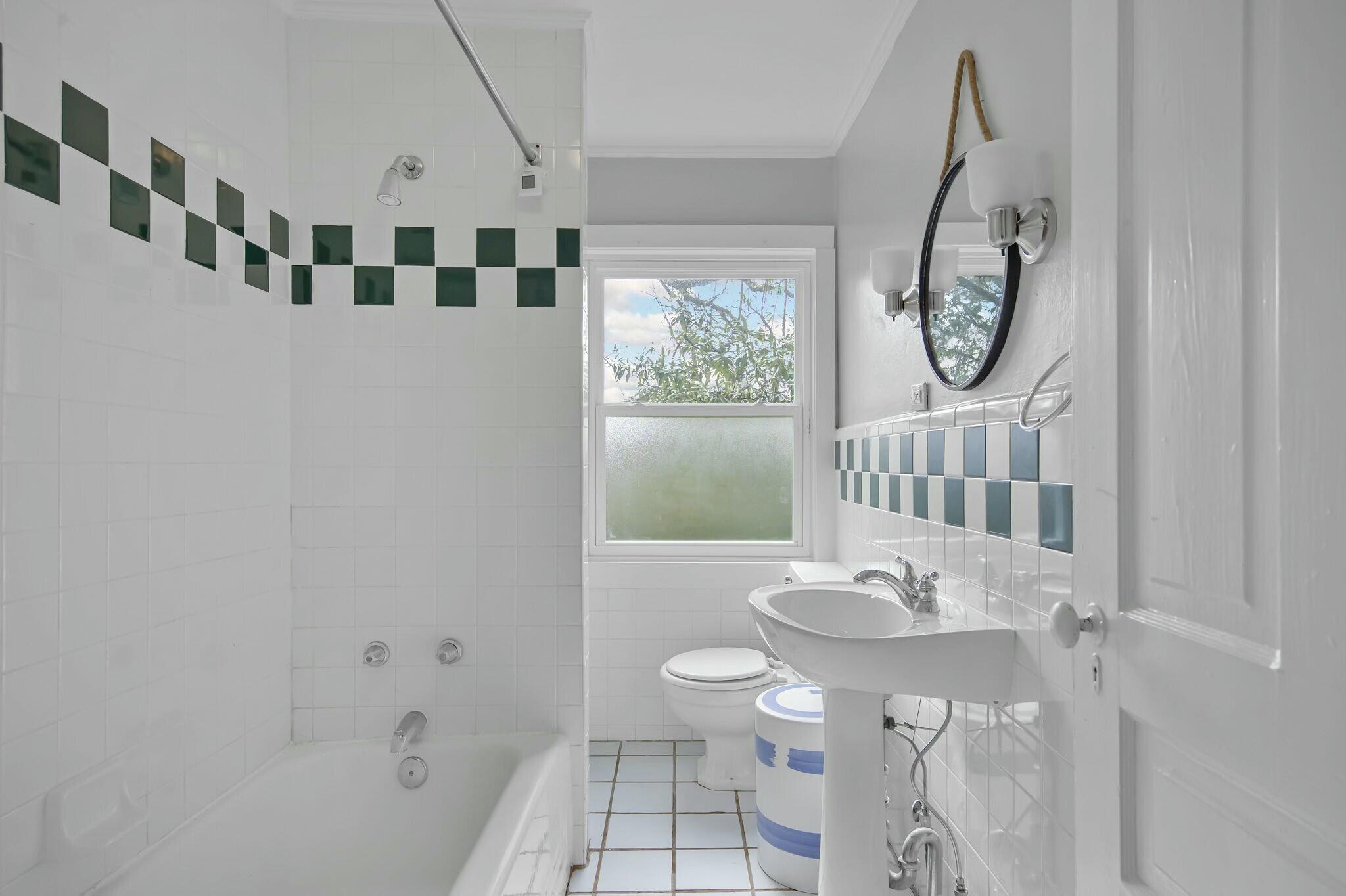216 E Brow Road, Lookout Mountain, Tennessee image 27