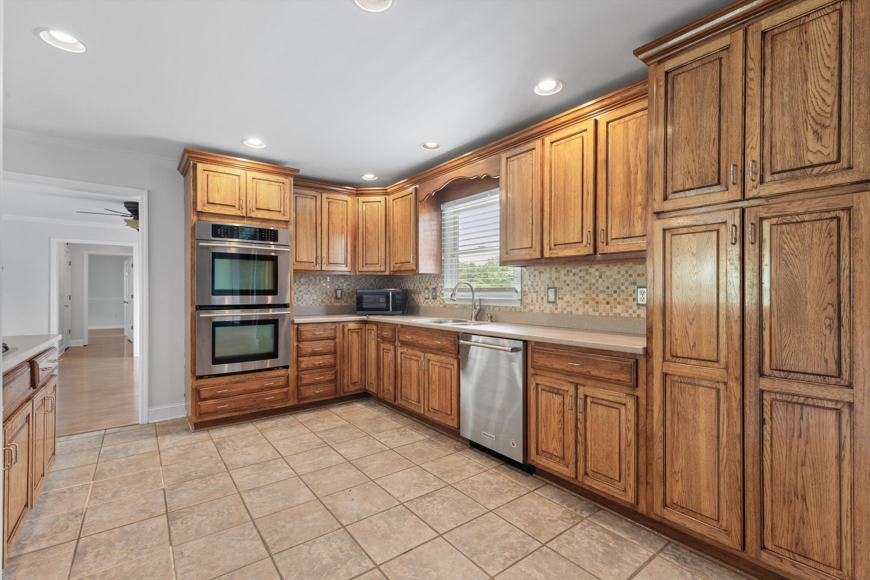 3054 Hawthorne Street, Athens, Tennessee image 15