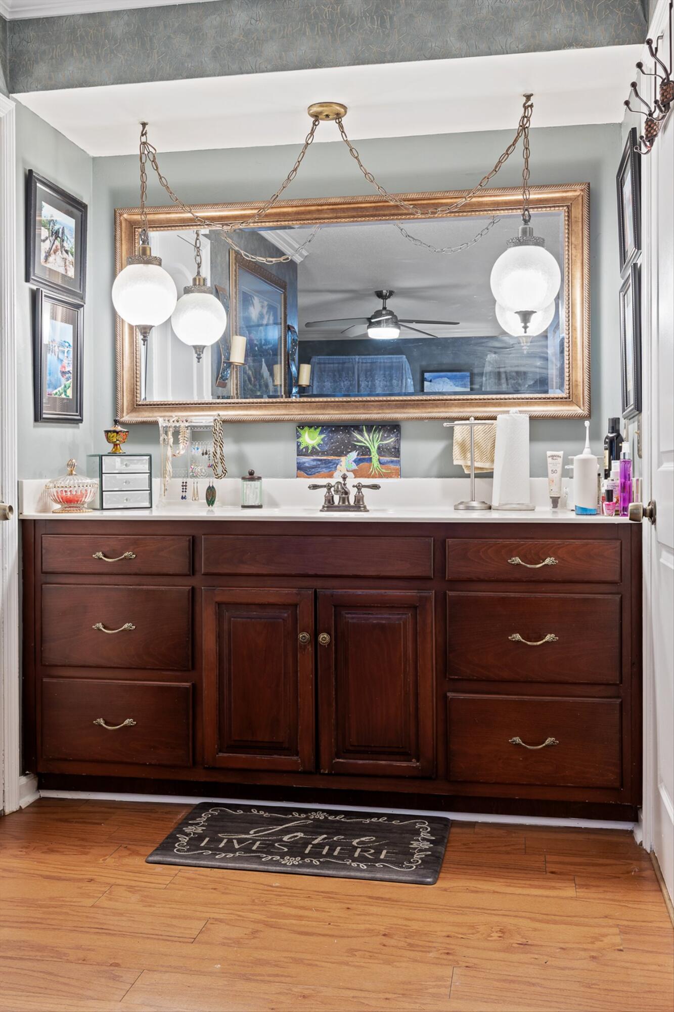 Hixson, Tennessee 37343, United States, 4 Bedrooms Bedrooms, ,3 BathroomsBathrooms,Residential,Active,224104