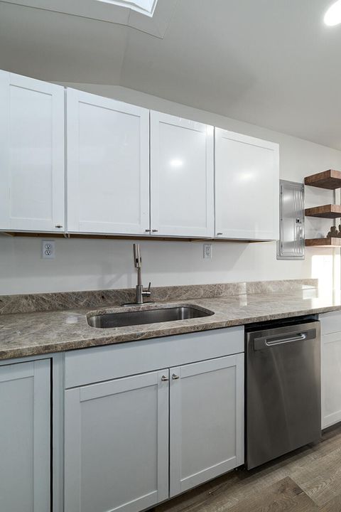 Tiny photo for 2003 Jackson Street, Chattanooga, TN 37404 (MLS # 1527859)