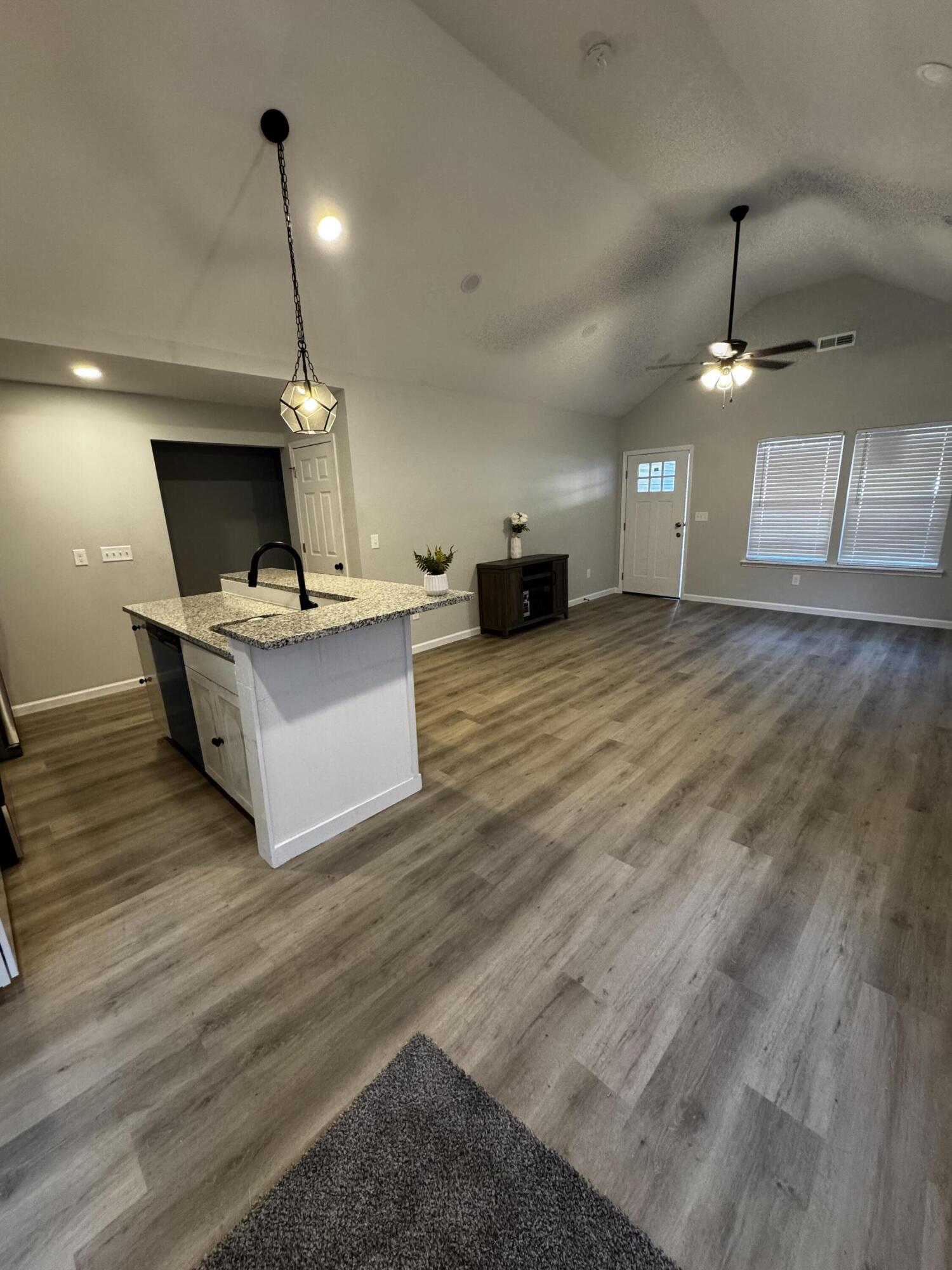 918 Shallowford Rd. Road