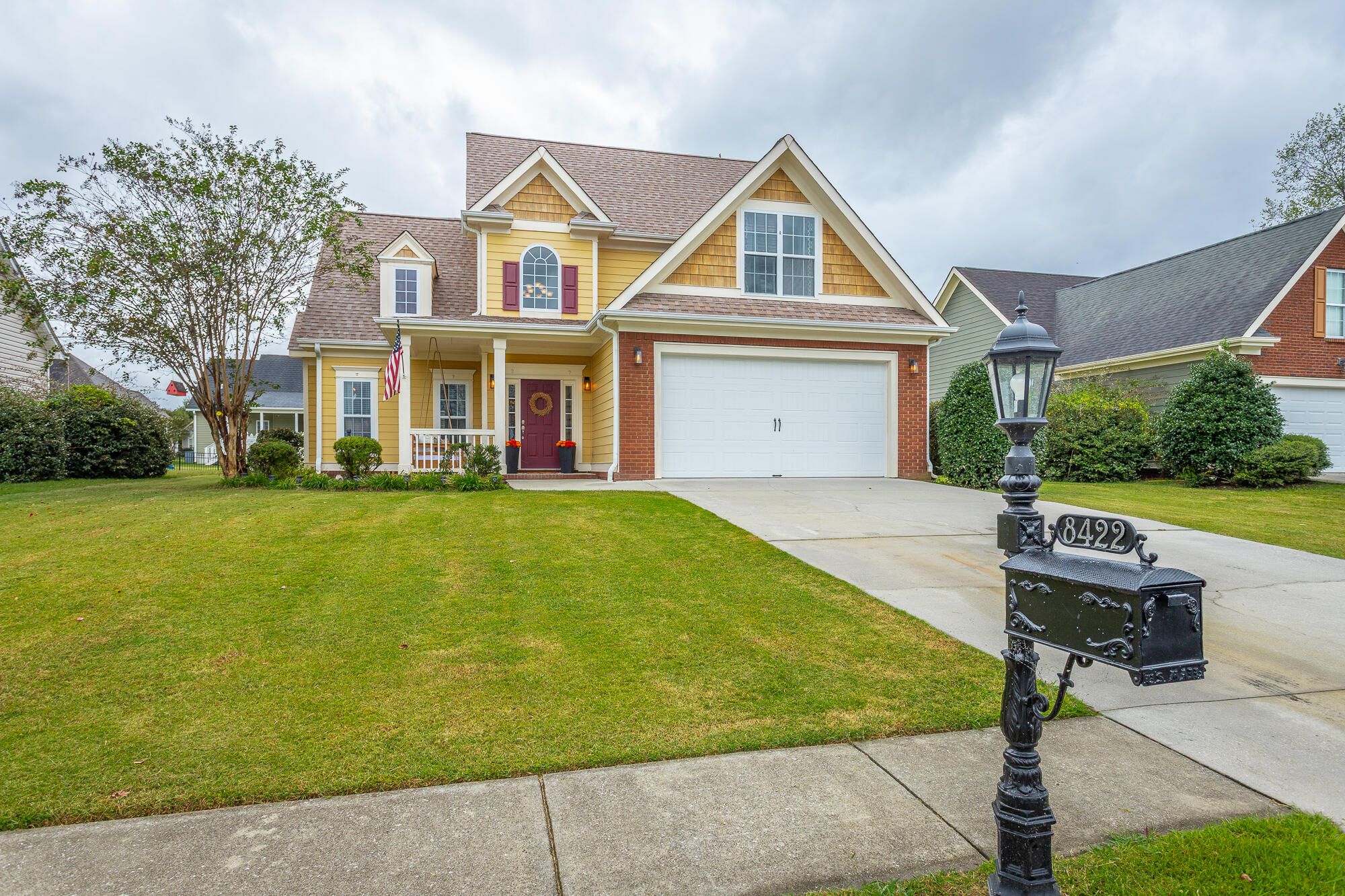 8422 Lexie Lane