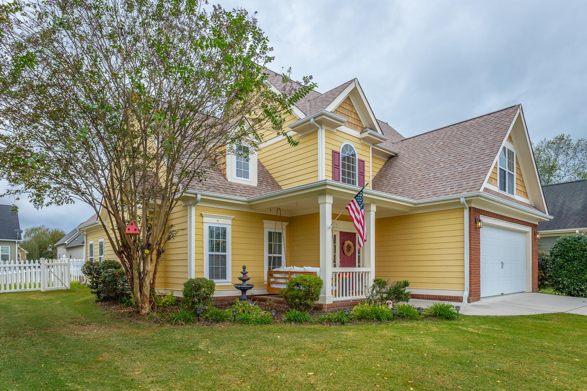 8422 Lexie Lane