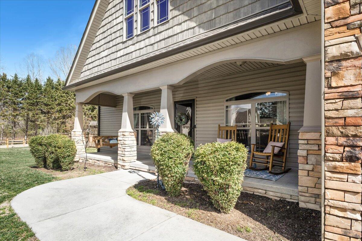 55 E Acorn Drive, Rock Spring, Georgia image 2