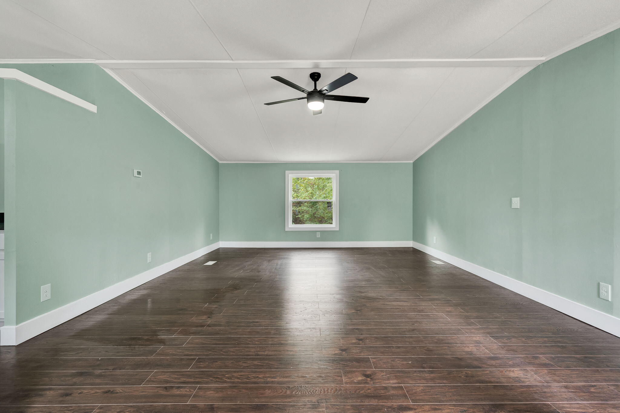 Benton, Tennessee 37307, United States, 3 Bedrooms Bedrooms, ,2 BathroomsBathrooms,Residential,Active,228666