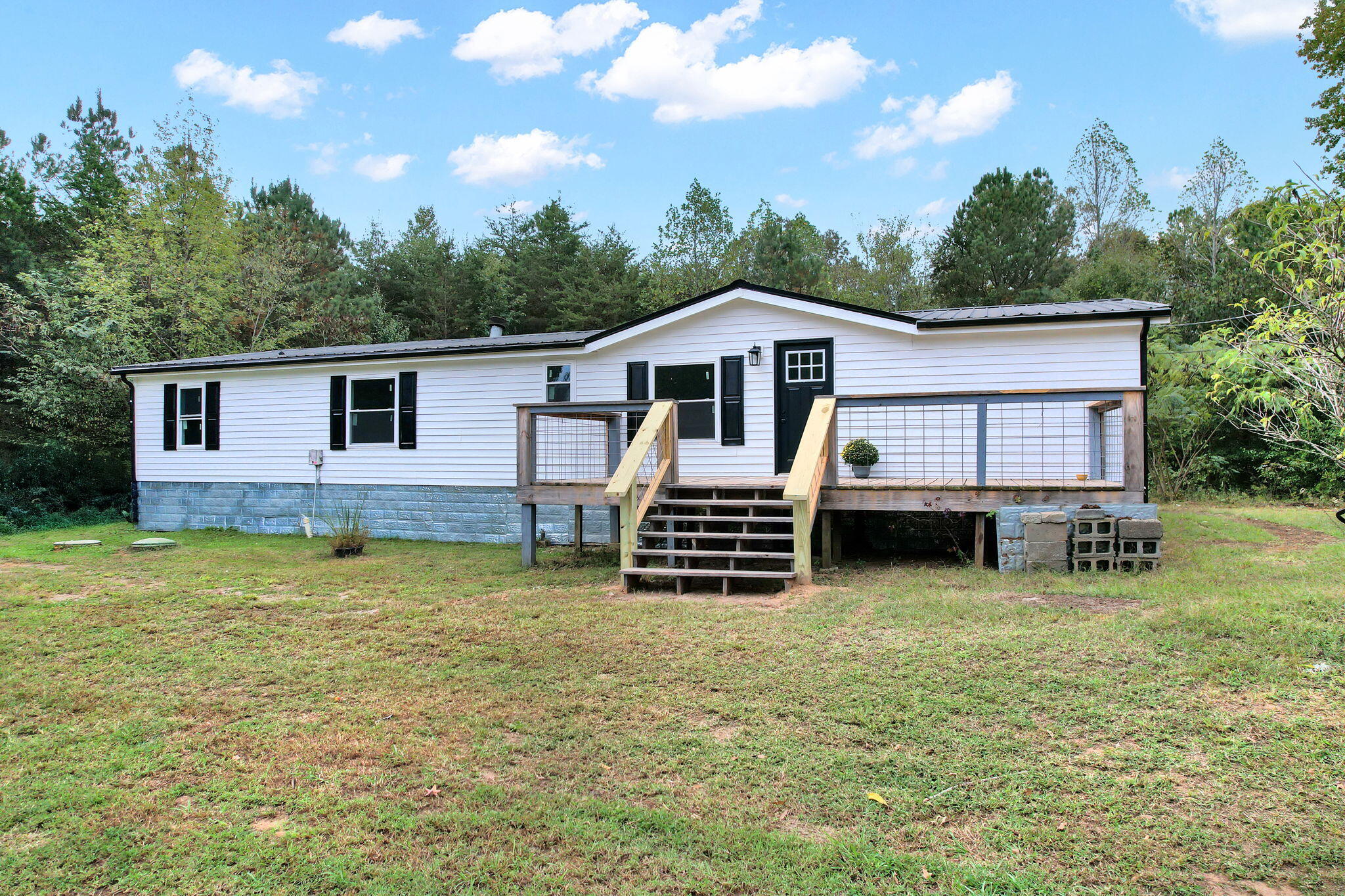 Benton, Tennessee 37307, United States, 3 Bedrooms Bedrooms, ,2 BathroomsBathrooms,Residential,Active,228666