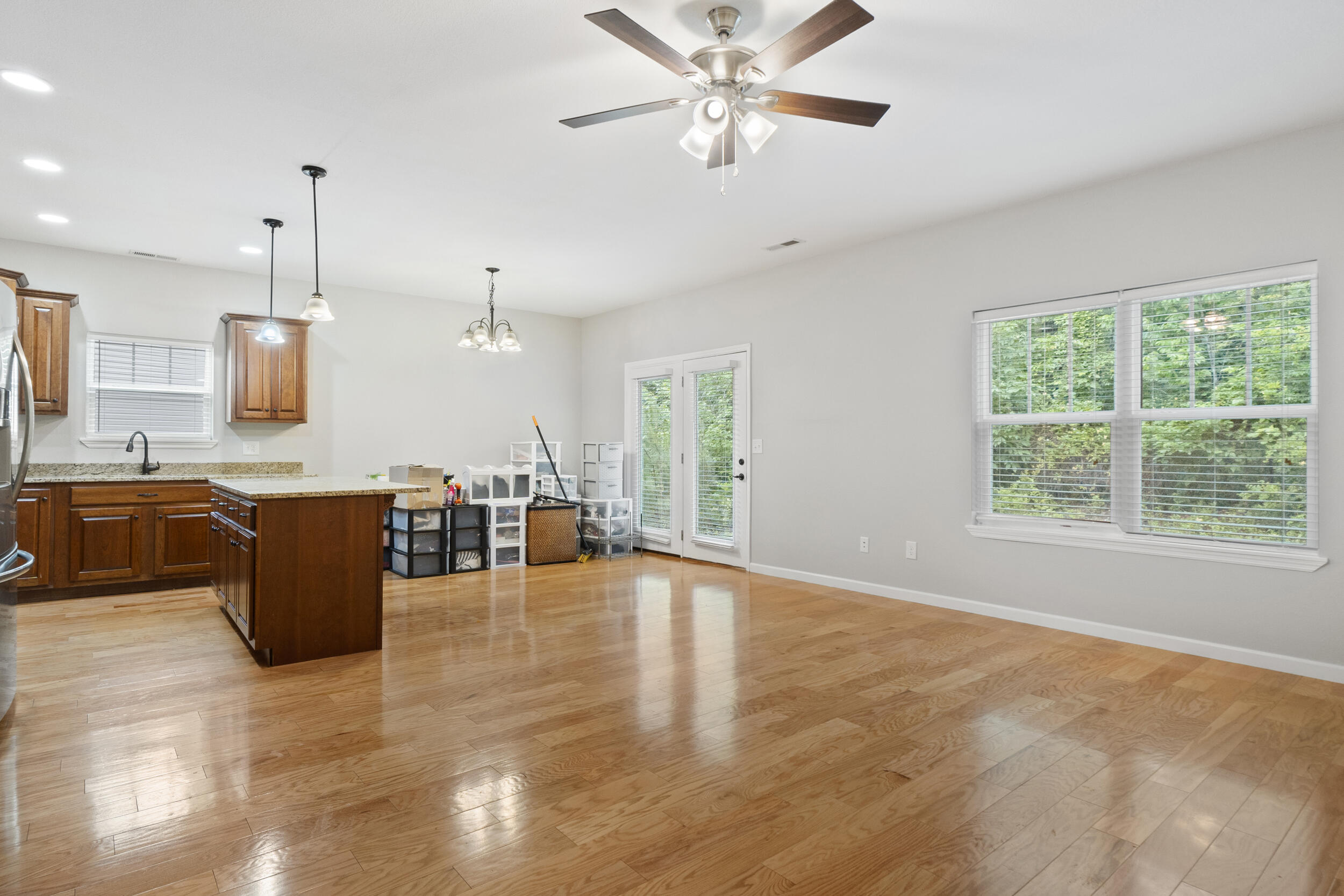 1190 Stonegate Circle, Cleveland, Tennessee image 6