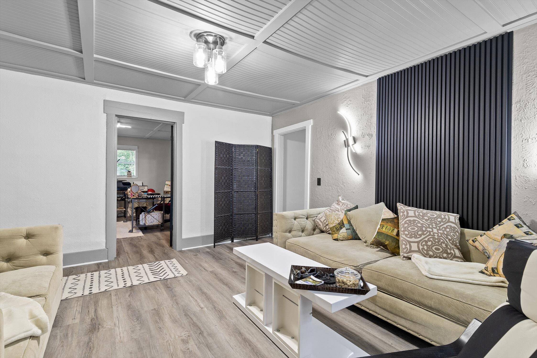 Chattanooga, Tennessee 37406, United States, 2 Bedrooms Bedrooms, ,1 BathroomBathrooms,Residential,Active,191274