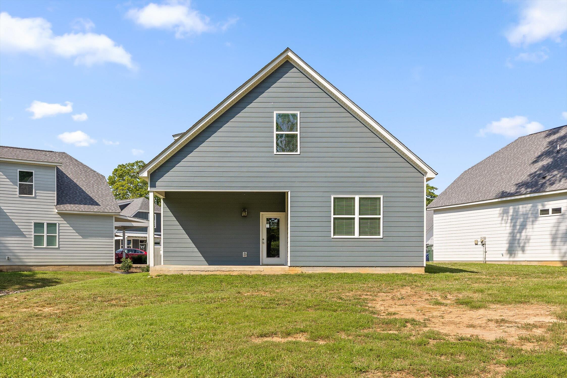 Chattanooga, Tennessee 37411, United States, 4 Bedrooms Bedrooms, ,3 BathroomsBathrooms,Residential,Active,160748