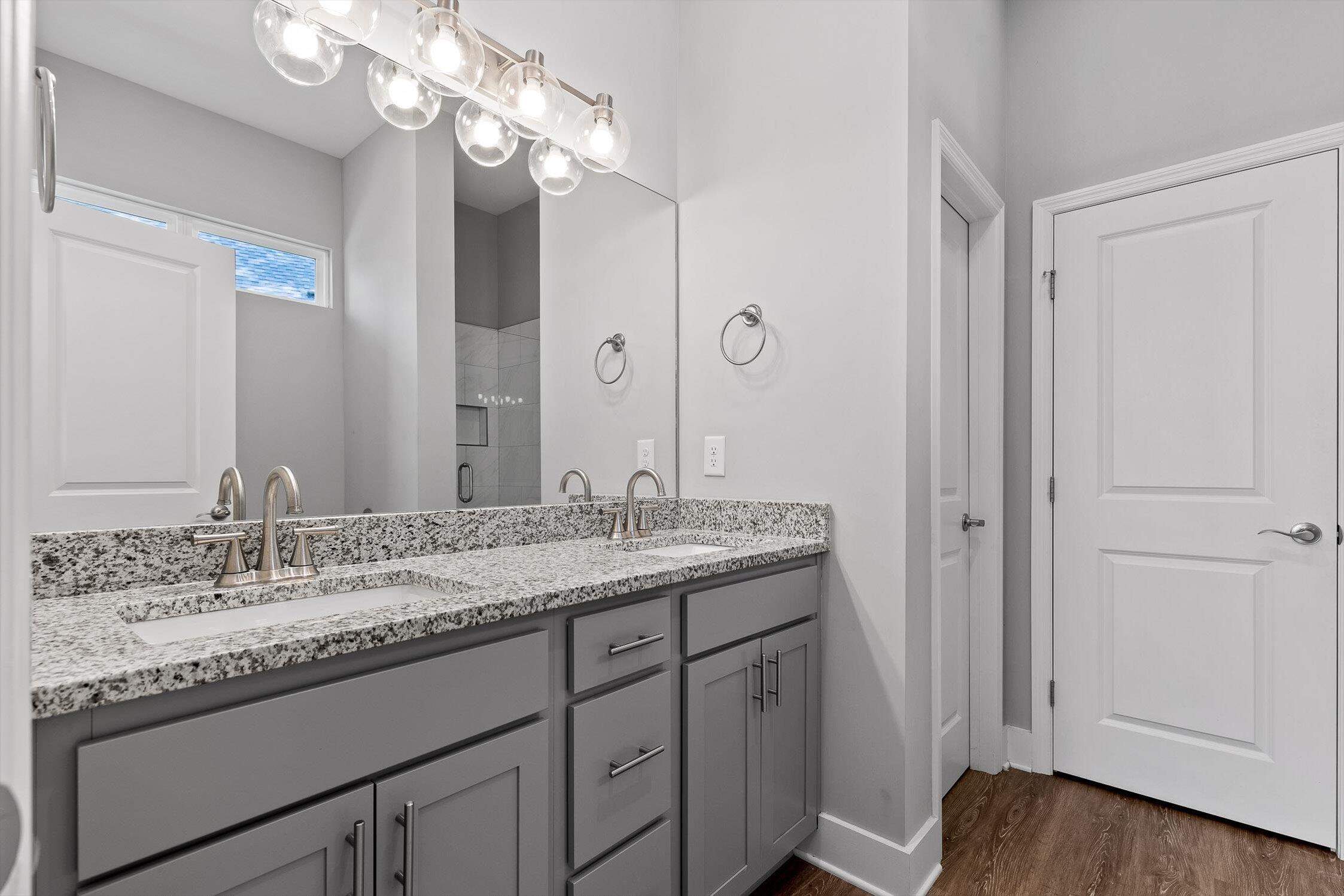 Chattanooga, Tennessee 37411, United States, 4 Bedrooms Bedrooms, ,3 BathroomsBathrooms,Residential,Active,160748