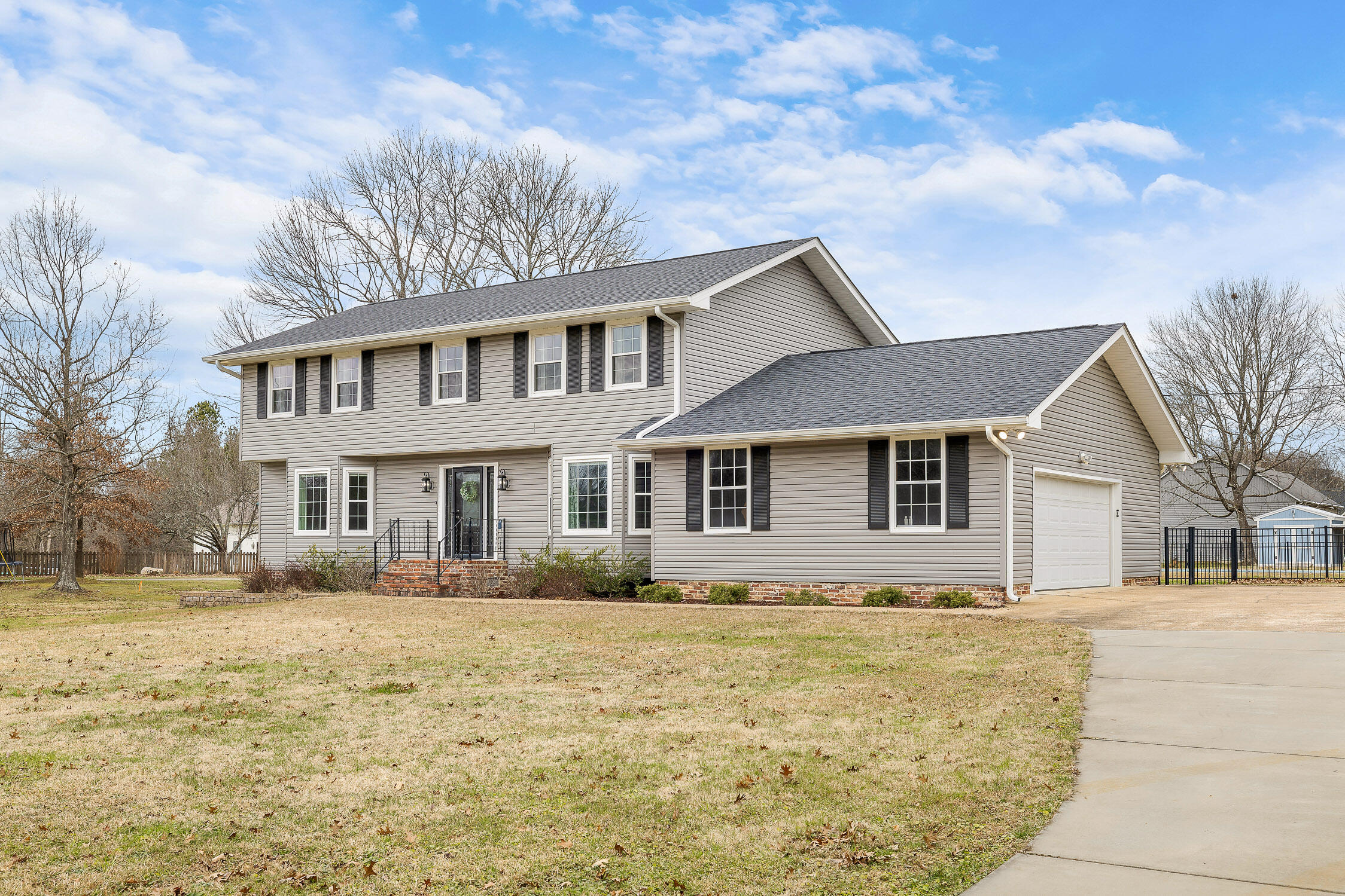 Ooltewah, Tennessee 37363, United States, 4 Bedrooms Bedrooms, ,3 BathroomsBathrooms,Residential,Active,20734