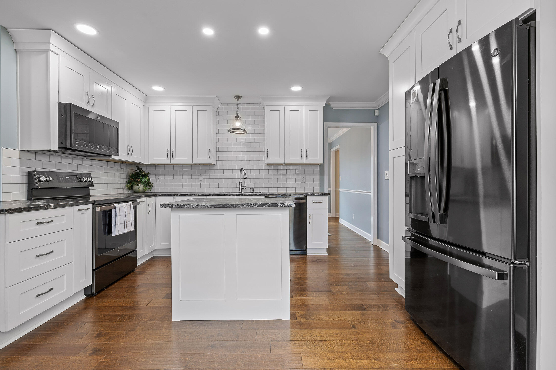 Ooltewah, Tennessee 37363, United States, 4 Bedrooms Bedrooms, ,3 BathroomsBathrooms,Residential,Active,20734