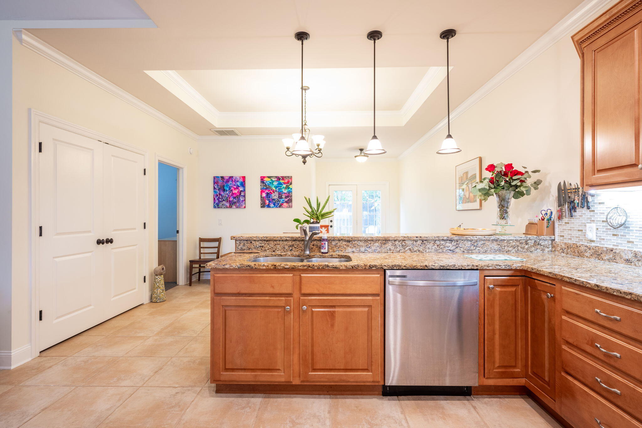 7647 Magnolia Leaf Lane