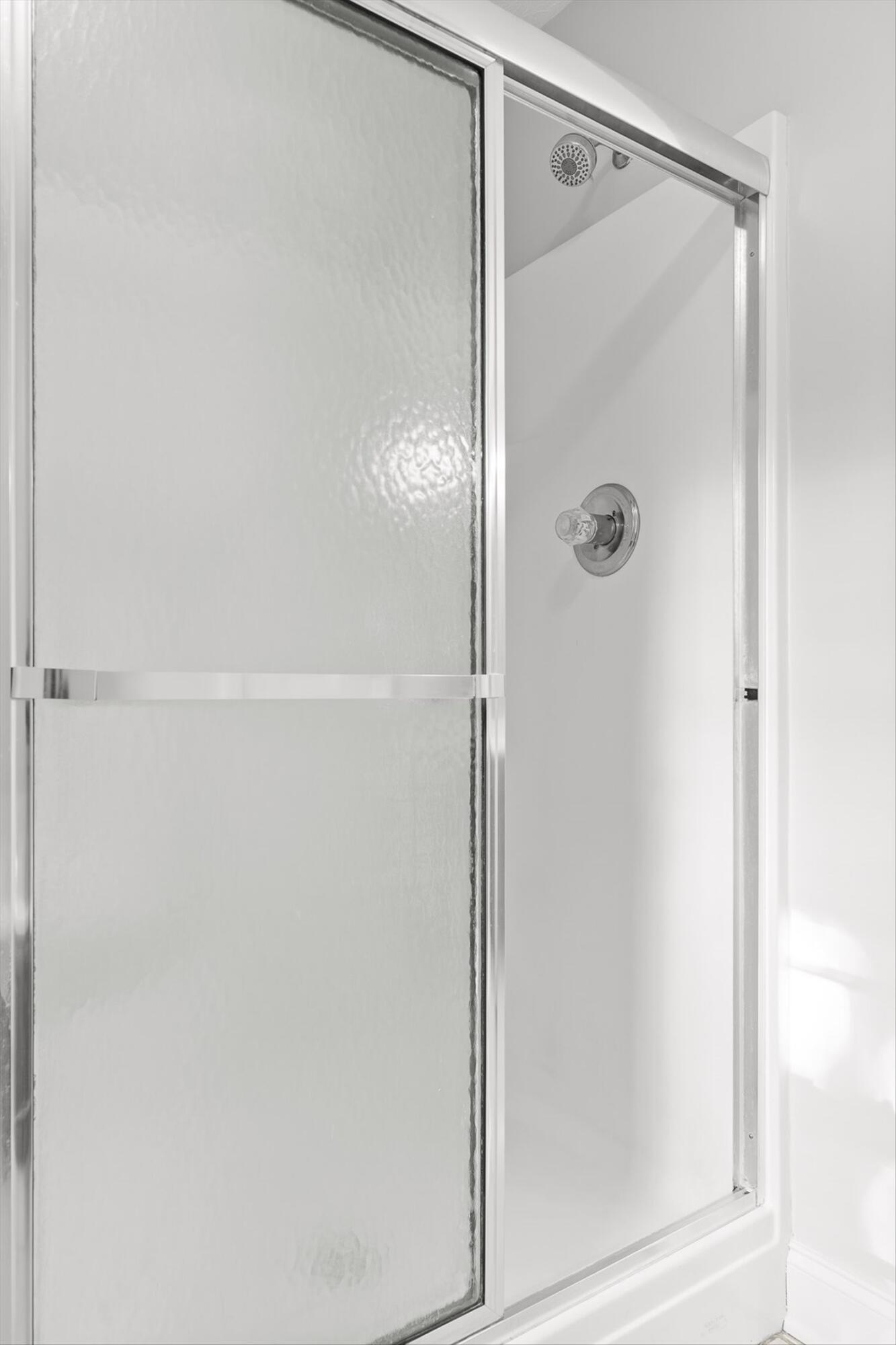 Ringgold, Georgia 30736, United States, 3 Bedrooms Bedrooms, ,2 BathroomsBathrooms,Residential,Pending,249117