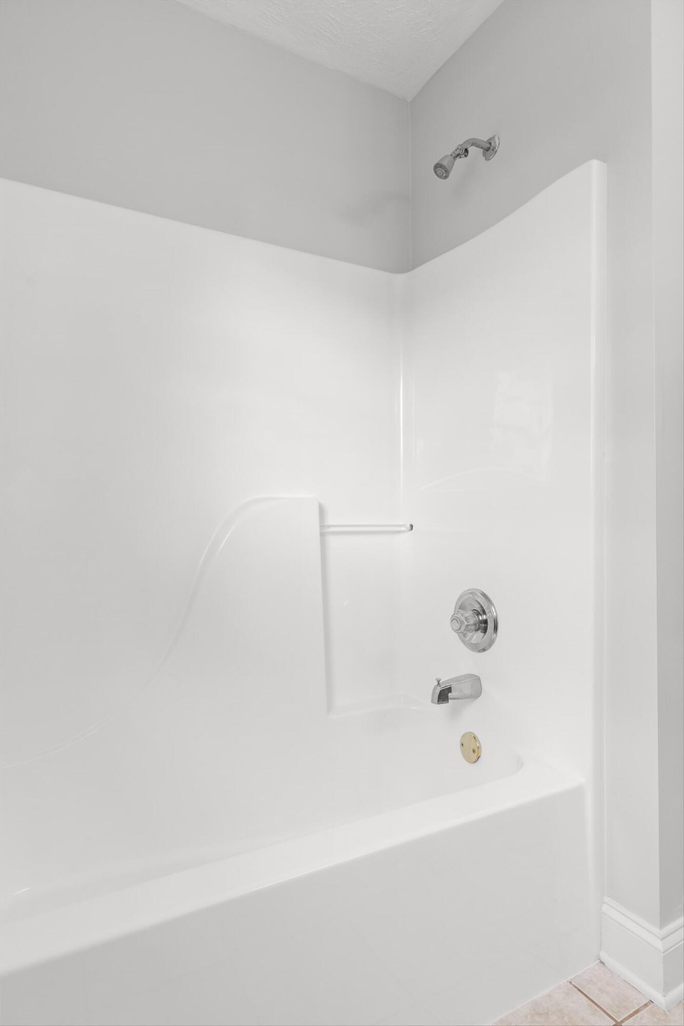 Ringgold, Georgia 30736, United States, 3 Bedrooms Bedrooms, ,2 BathroomsBathrooms,Residential,Pending,249117