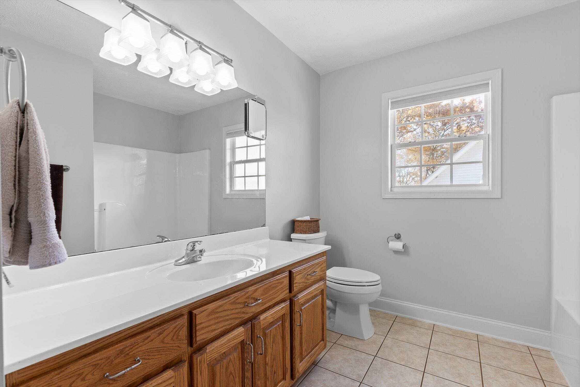 Ringgold, Georgia 30736, United States, 3 Bedrooms Bedrooms, ,2 BathroomsBathrooms,Residential,Pending,249117