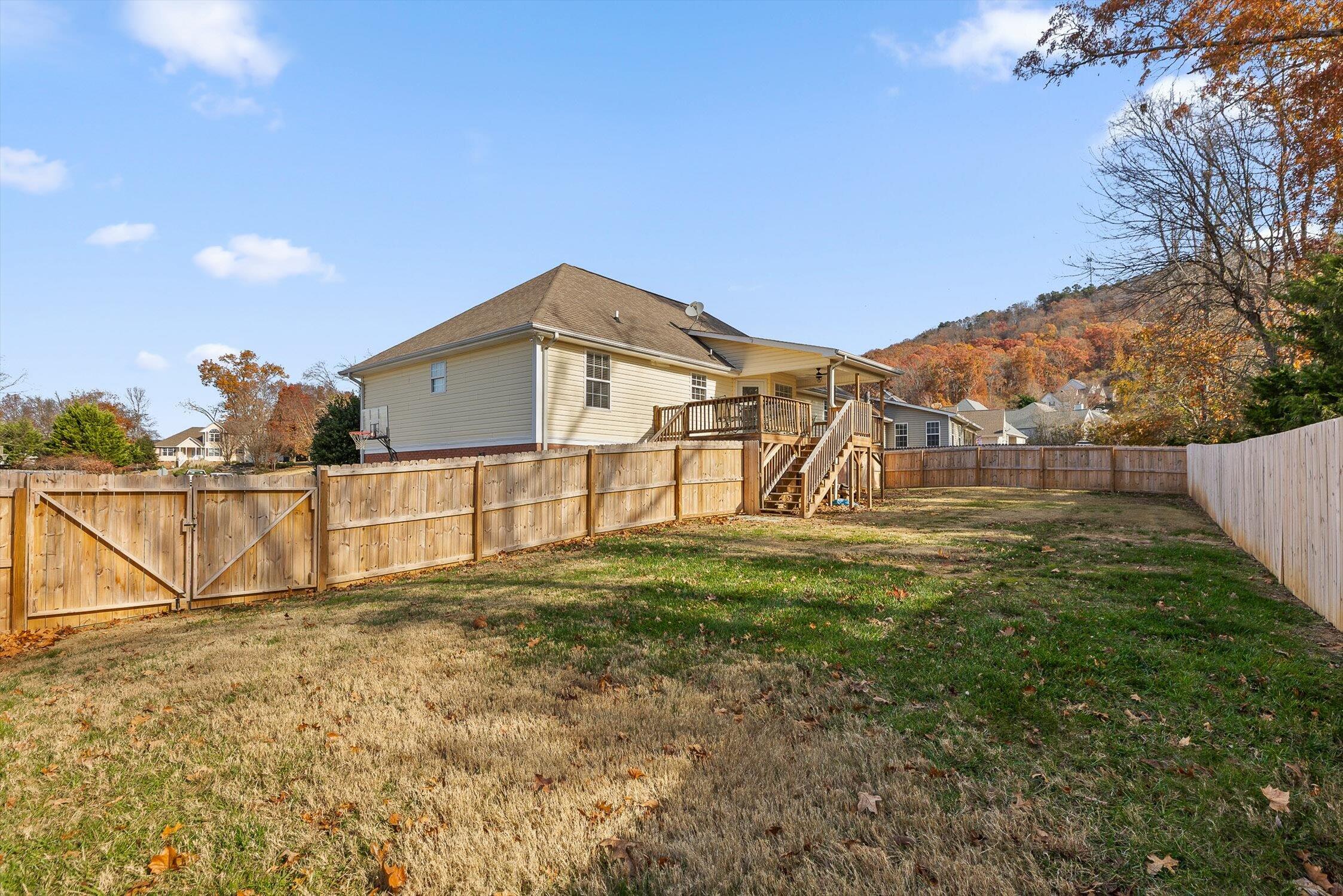 Ringgold, Georgia 30736, United States, 3 Bedrooms Bedrooms, ,2 BathroomsBathrooms,Residential,Pending,249117