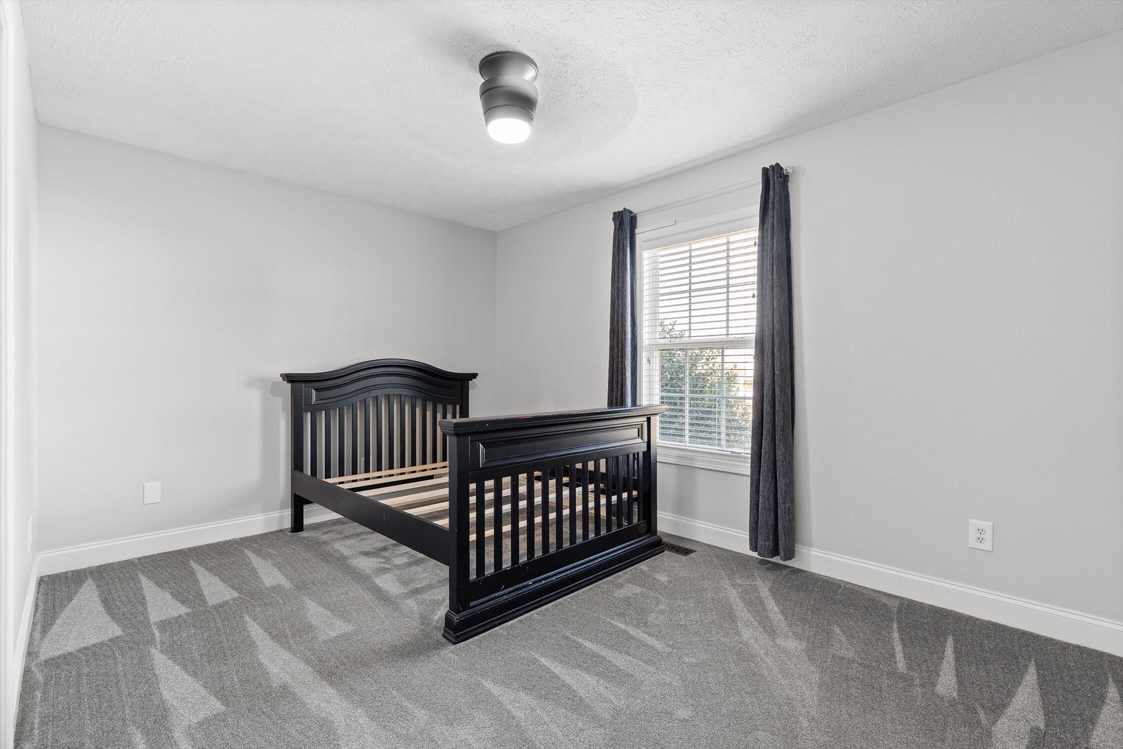 Ringgold, Georgia 30736, United States, 3 Bedrooms Bedrooms, ,2 BathroomsBathrooms,Residential,Pending,249117