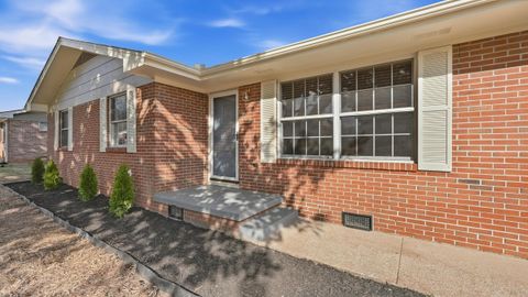 Homes For Sale - 103 Waverly Drive<br/> Catoosa County, Rossville, GA 30741