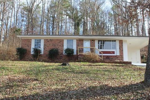 Photo of 380 Morgan Johnston Circle NE, Cleveland, TN 37312 (MLS # 1524709)