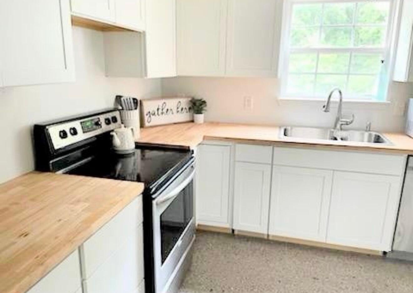 205 Sam Johnson Road NW