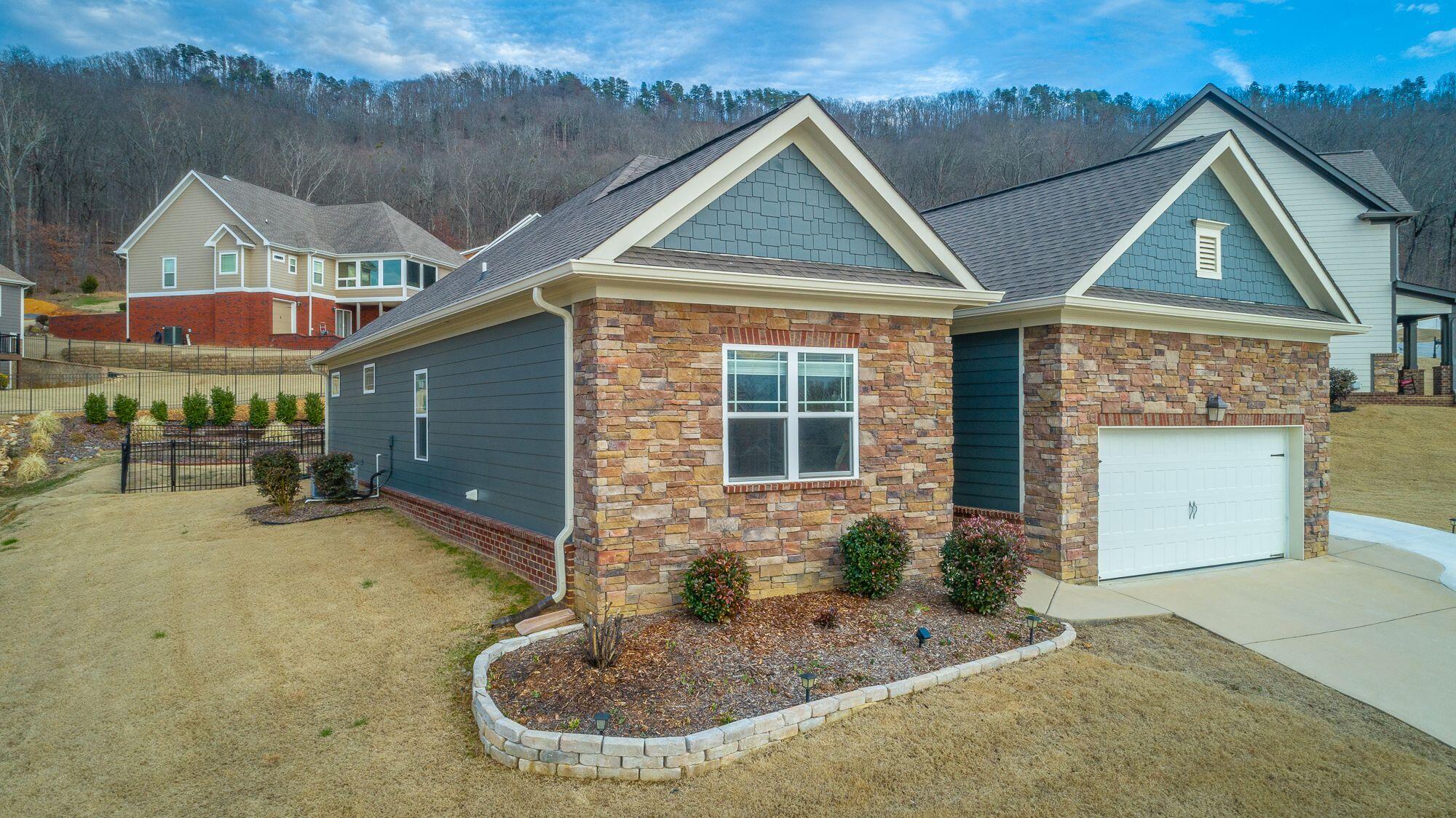 9015 Bear Claw Crossing, Ooltewah, Tennessee image 5