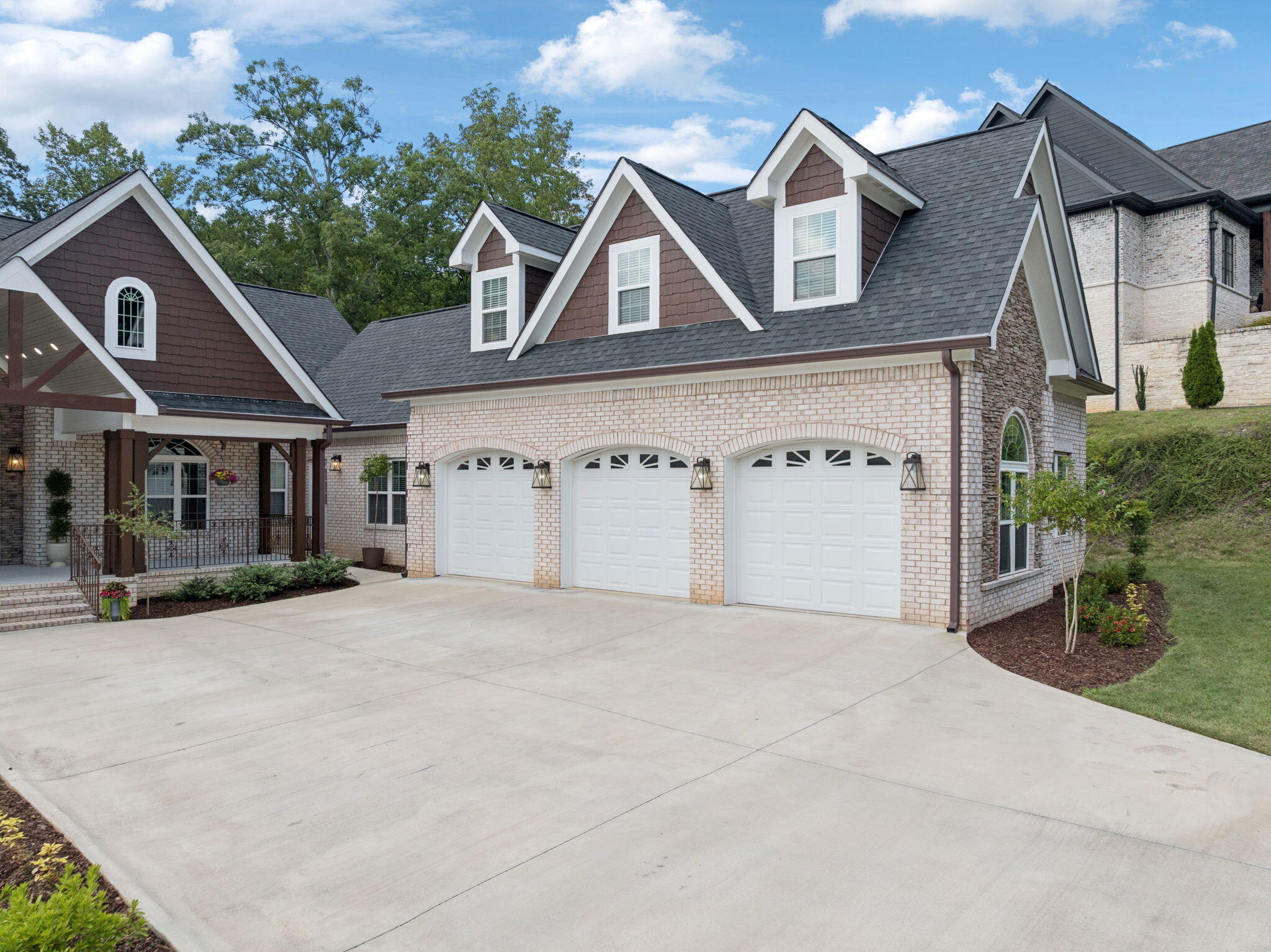 717 Pembridge Circle