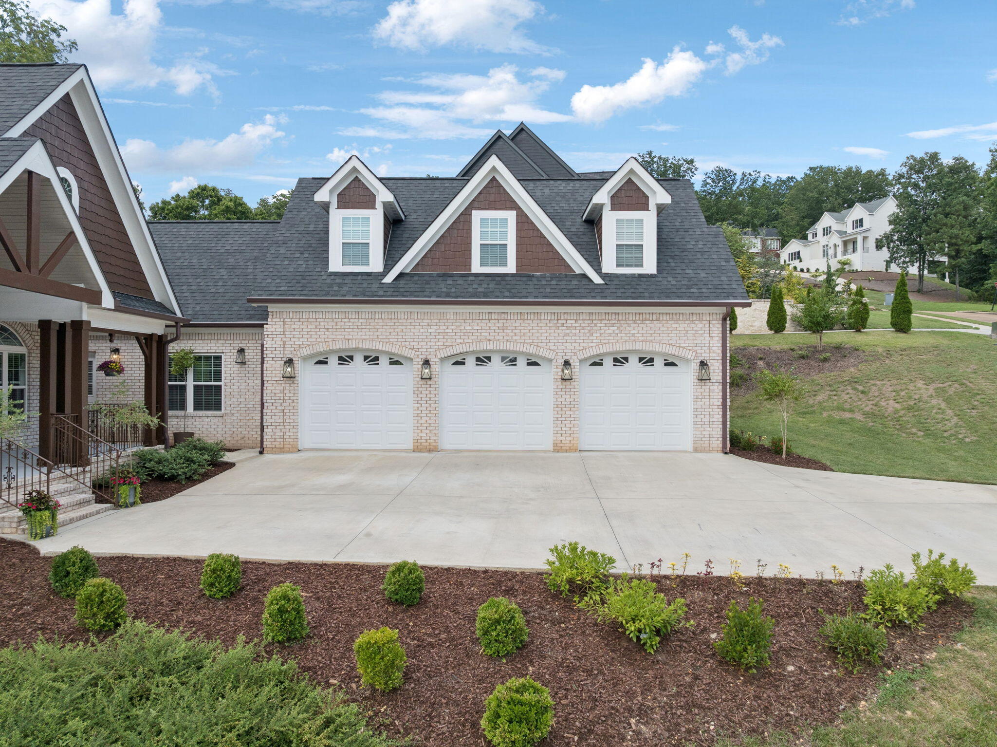 717 Pembridge Circle