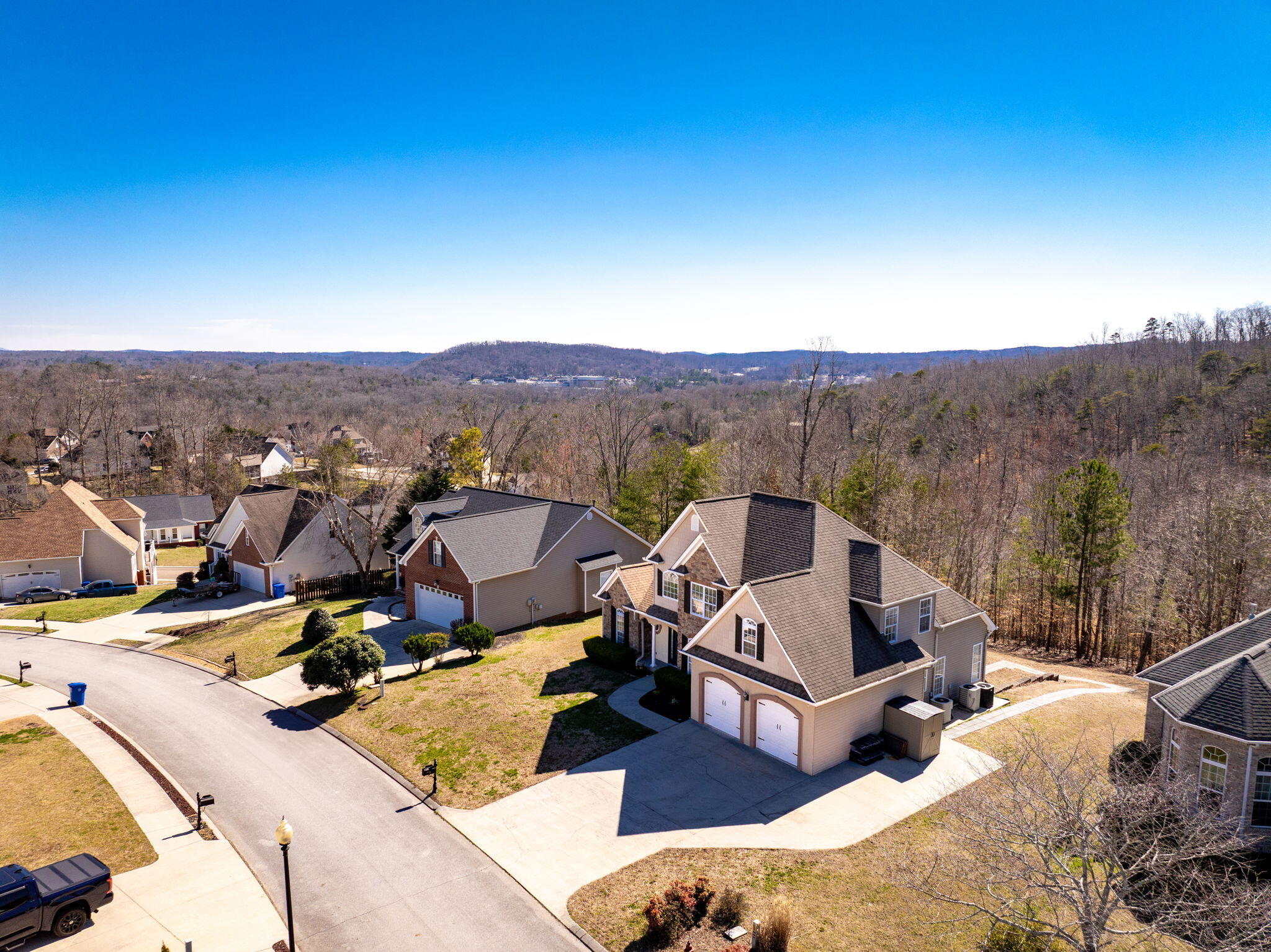 5552 Jonquil Lane, Ooltewah, Tennessee image 4