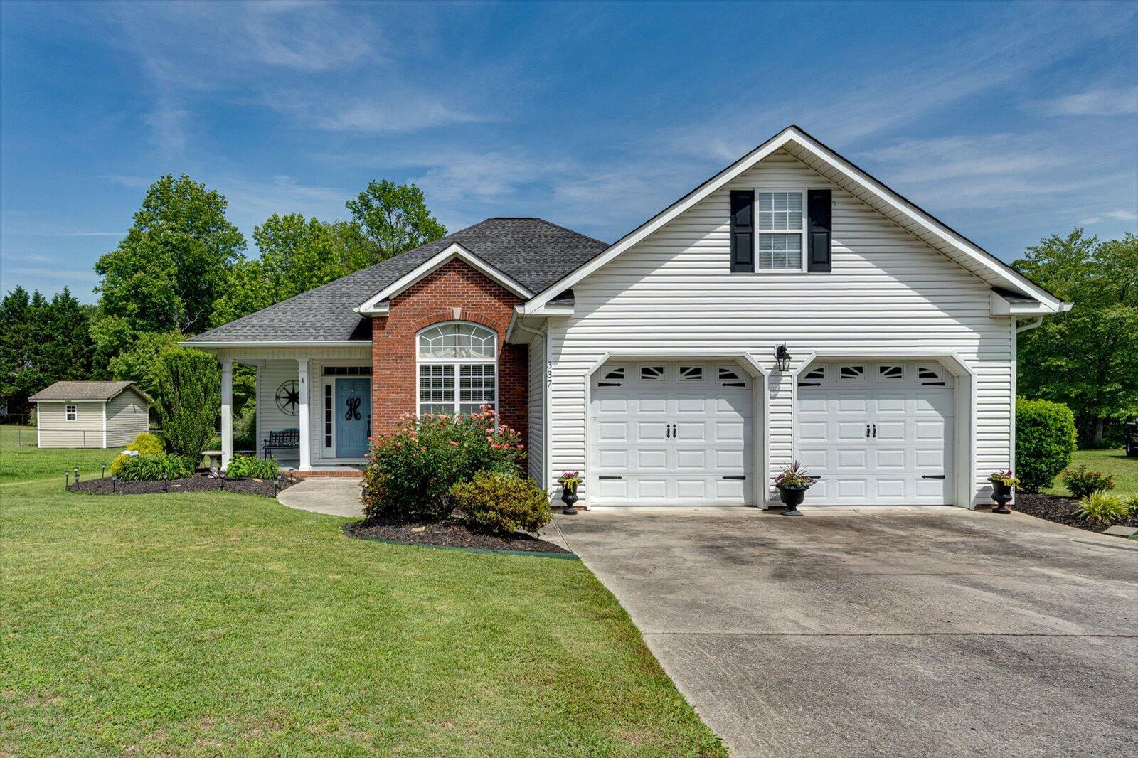 337 J D Drive, Chickamauga, Georgia image 2