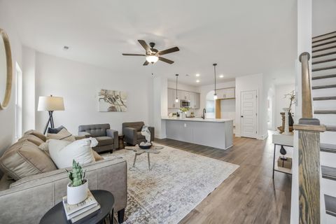Tiny photo for 1598 S Watkins Street, Chattanooga, TN 37404 (MLS # 1529459)