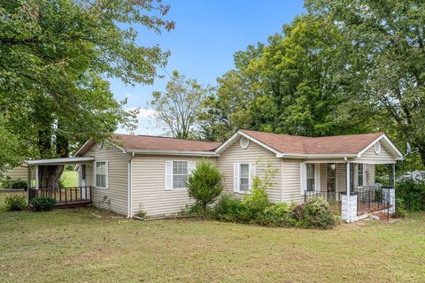 136 Summit Street Rossville GA 30741
