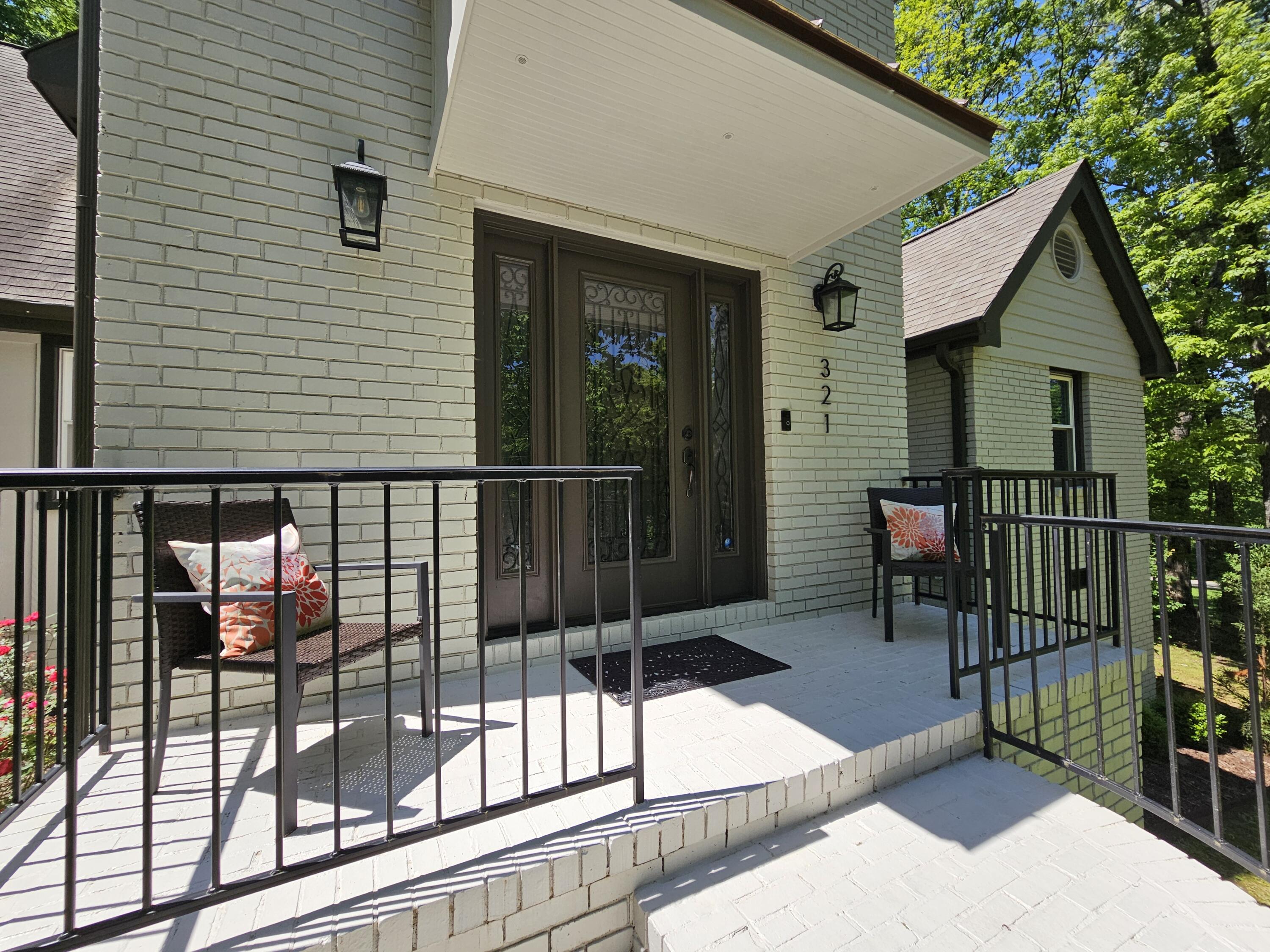 321 Robin Hood Trail, Signal Mountain, Tennessee image 9