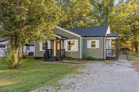 Photo of 25 Pegram Circle, Fort Oglethorpe, GA 30742 (MLS # 1545057)