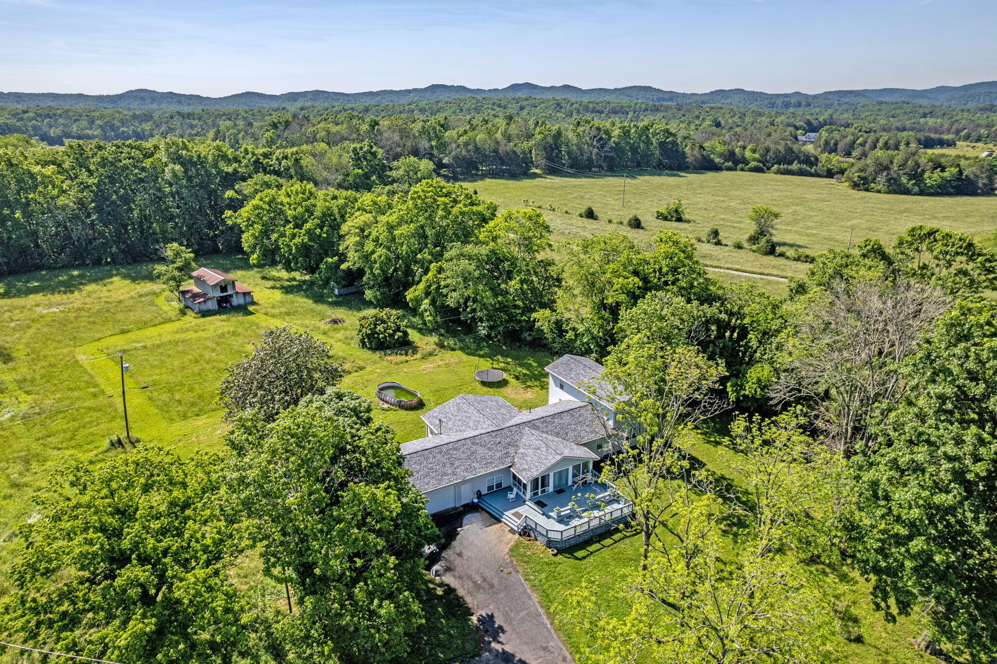 1151 Baker And Hearn Circle, Chickamauga, Georgia image 4