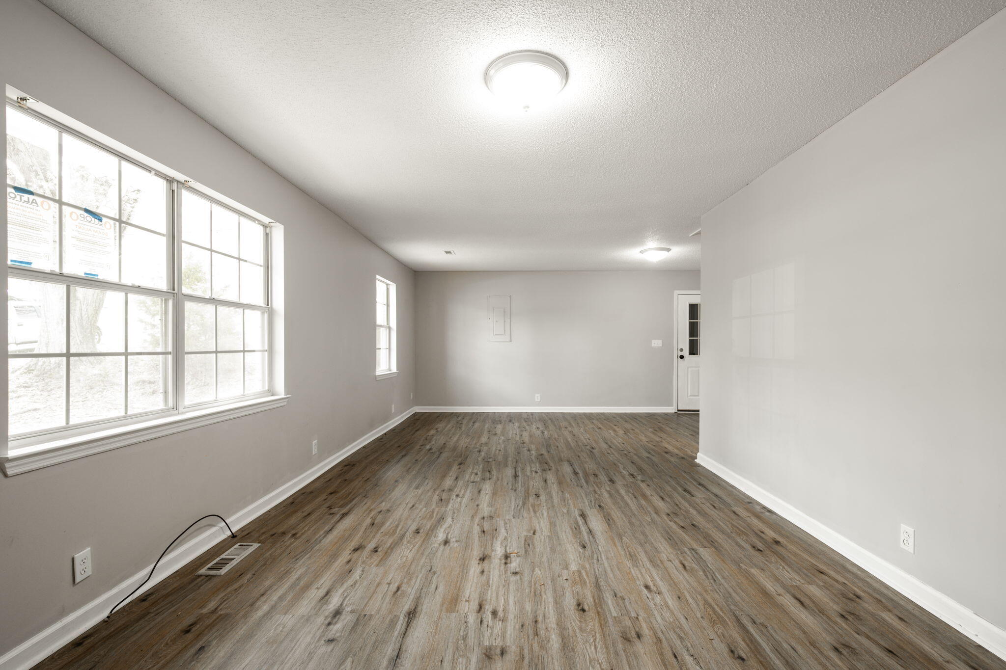 1326 Fernwood Drive