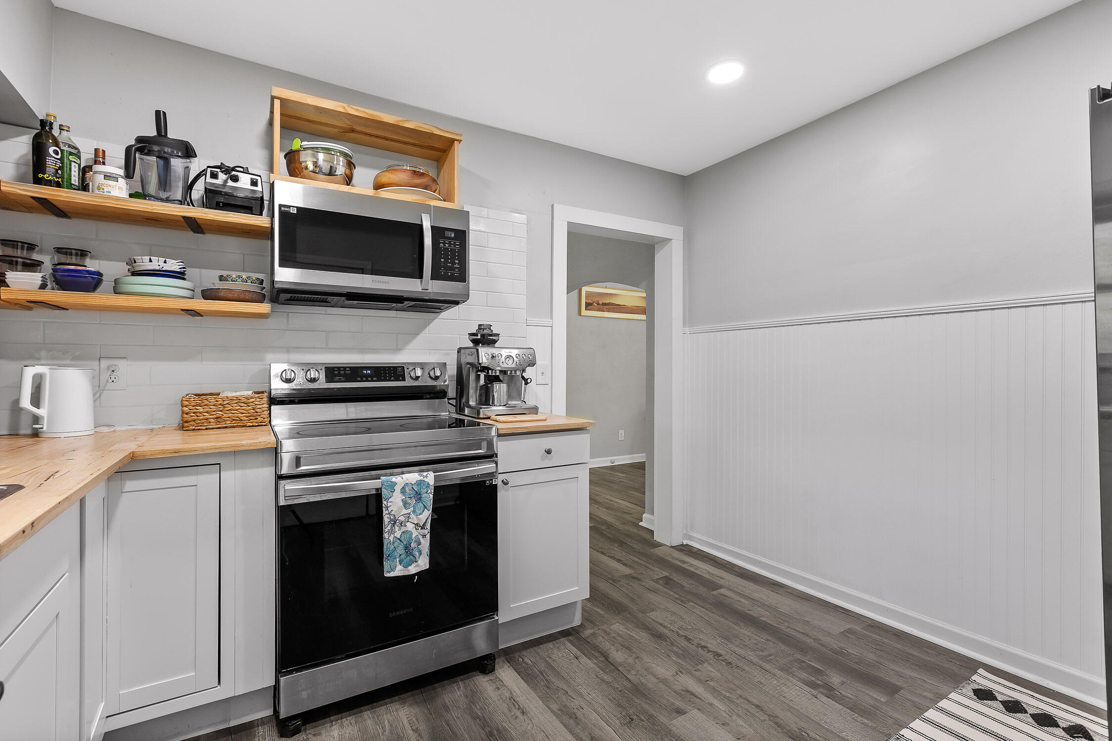 Chattanooga, Tennessee 37412, United States, 3 Bedrooms Bedrooms, ,1 BathroomBathrooms,Residential,Contingent,54386