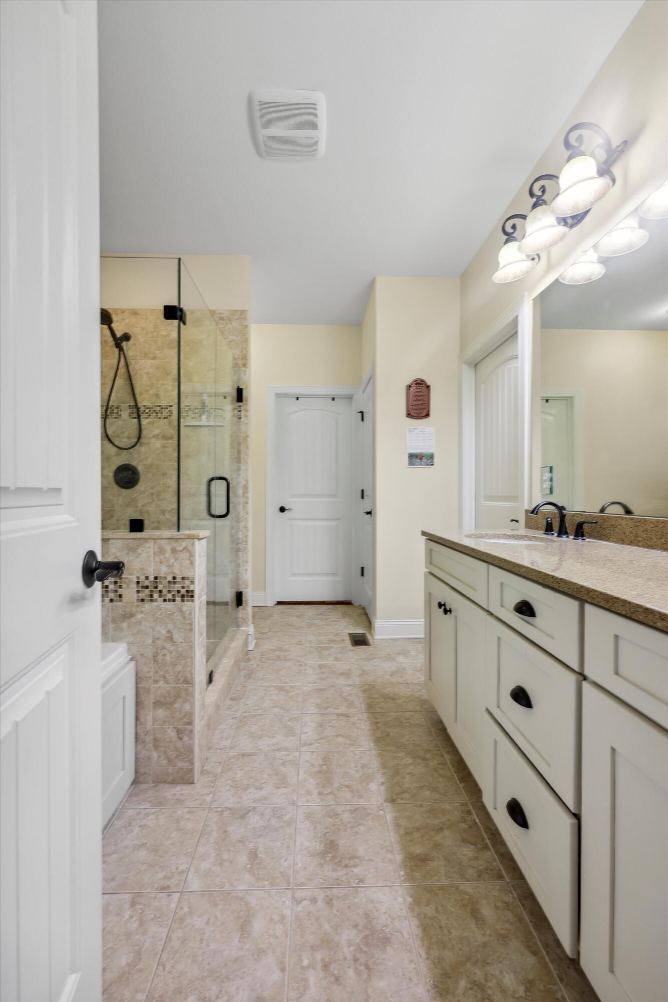 7415 Island Manor Drive, Harrison, Tennessee image 30