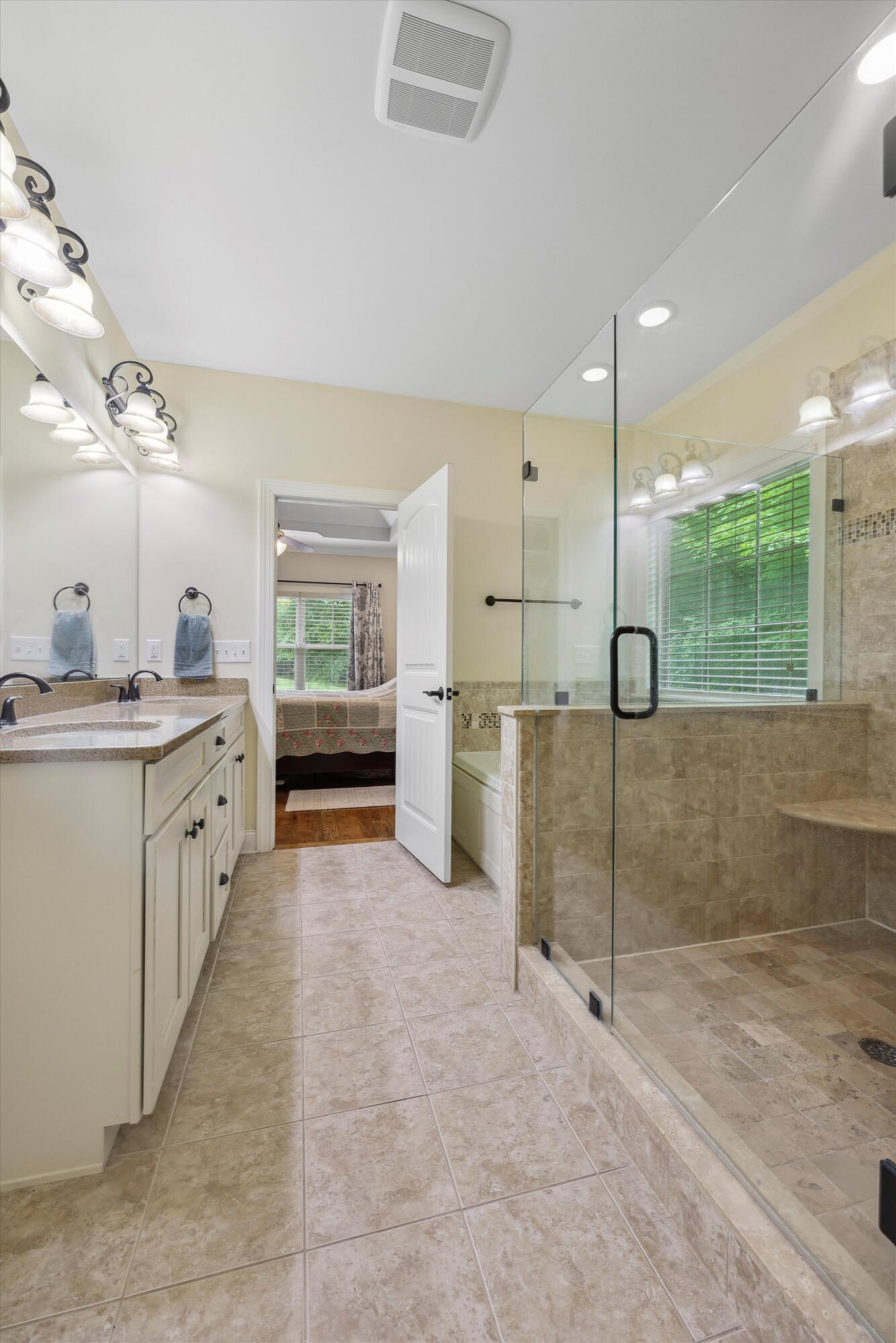 7415 Island Manor Drive, Harrison, Tennessee image 28