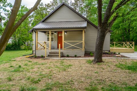 Photo of 202 Layne Road, Soddy Daisy, TN 37379 (MLS # 1532779)