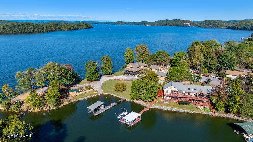 117 Chickasaw Point