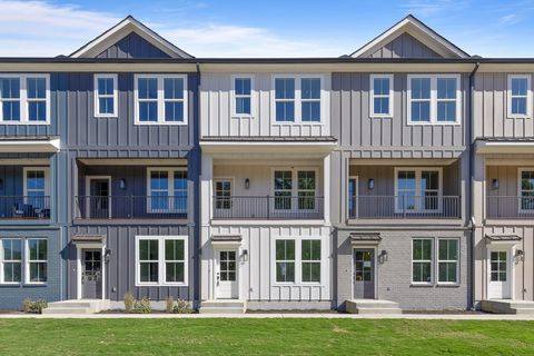 Photo of 1652 Mari Circle, Chattanooga, TN 37404 (MLS # 1518795)