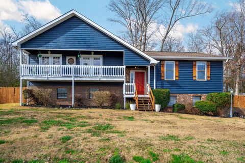 Photo of 8115 Savannah Hills Drive, Ooltewah, TN 37363 (MLS # 1527397)