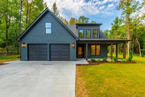 Photo of 723 Gentry Rd, Chattanooga, TN 37421 (MLS # 1520054)