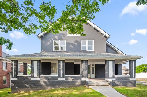 Photo of 2000 Oak Street, Chattanooga, TN 37404 (MLS # 1524653)