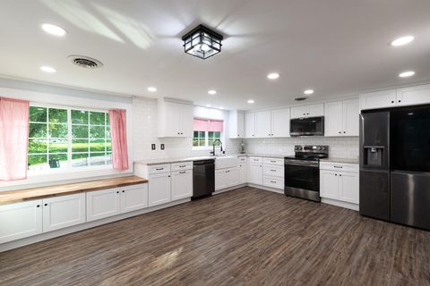 Photo of 11138 Hallett Street, Soddy Daisy, TN 37379 (MLS # 1521150)